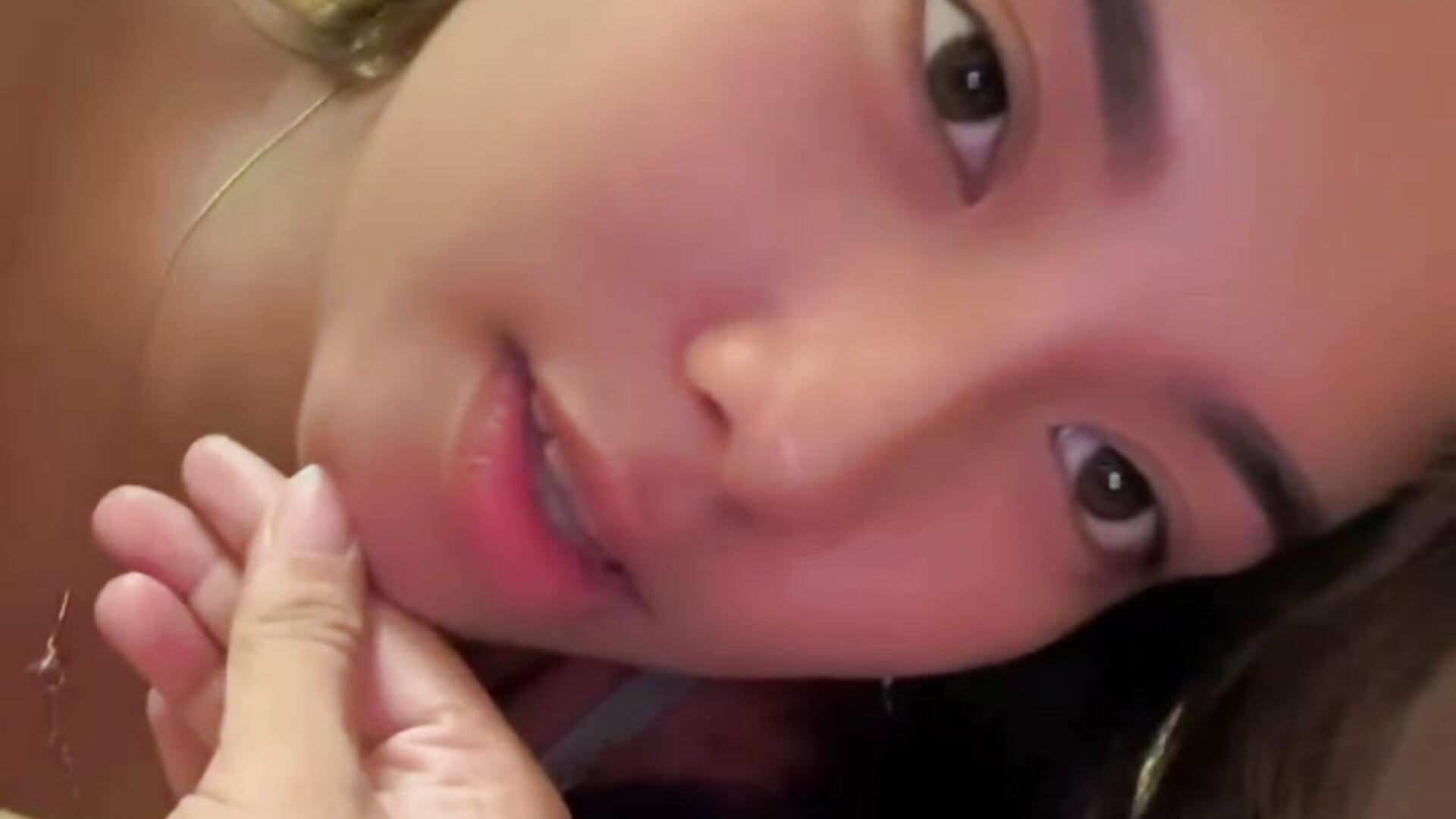 u look lonely - video by asian_ashxxx123 cam model