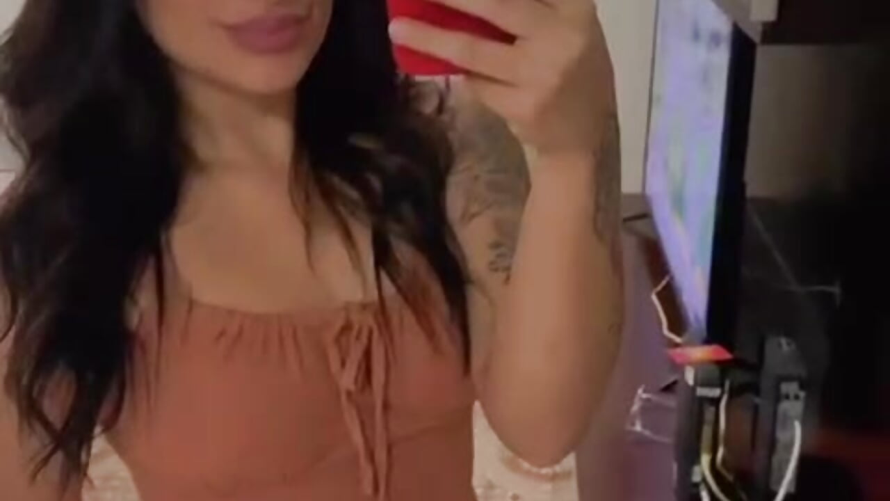 ;) - βίντεο μοντέλου engelintense