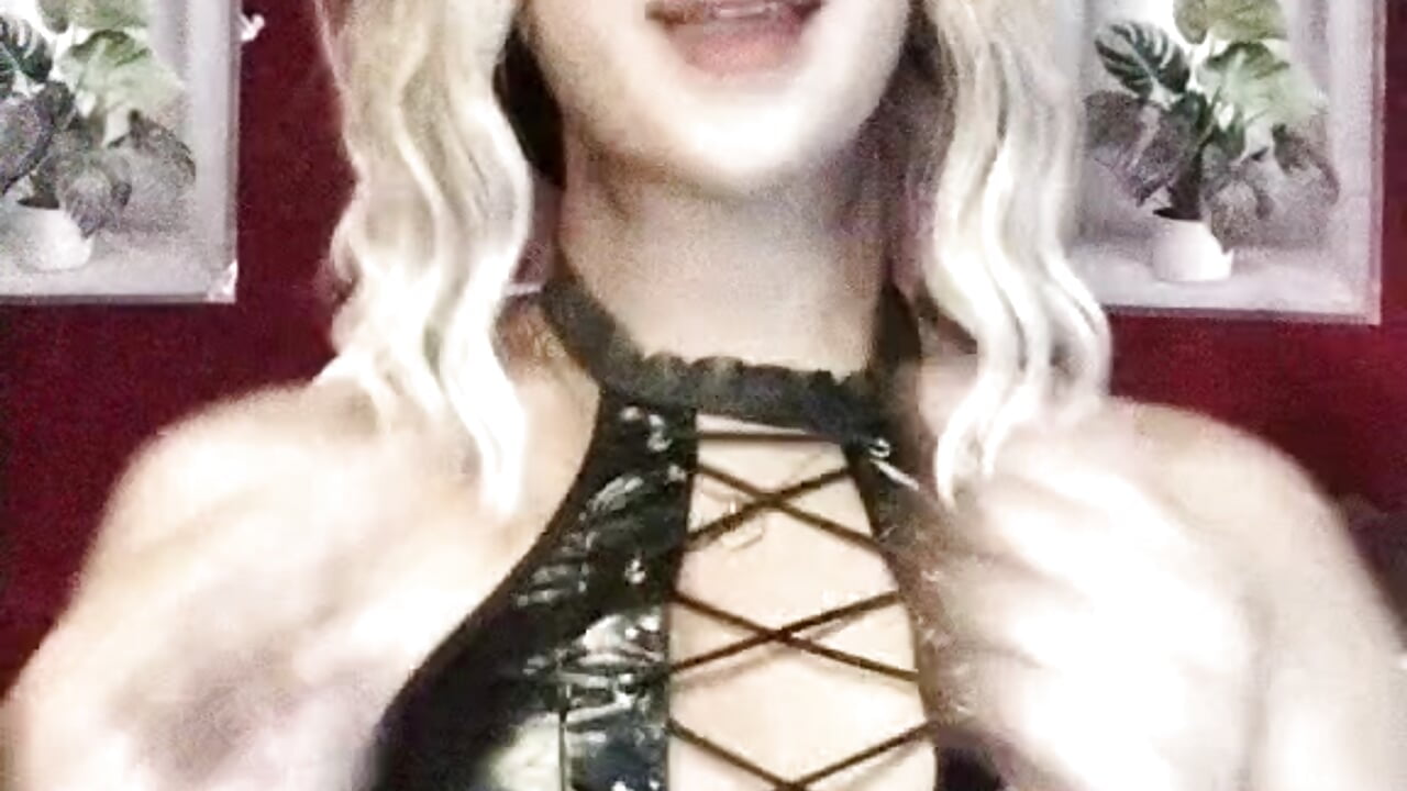 906 - video by fuckable_Thanya cam model