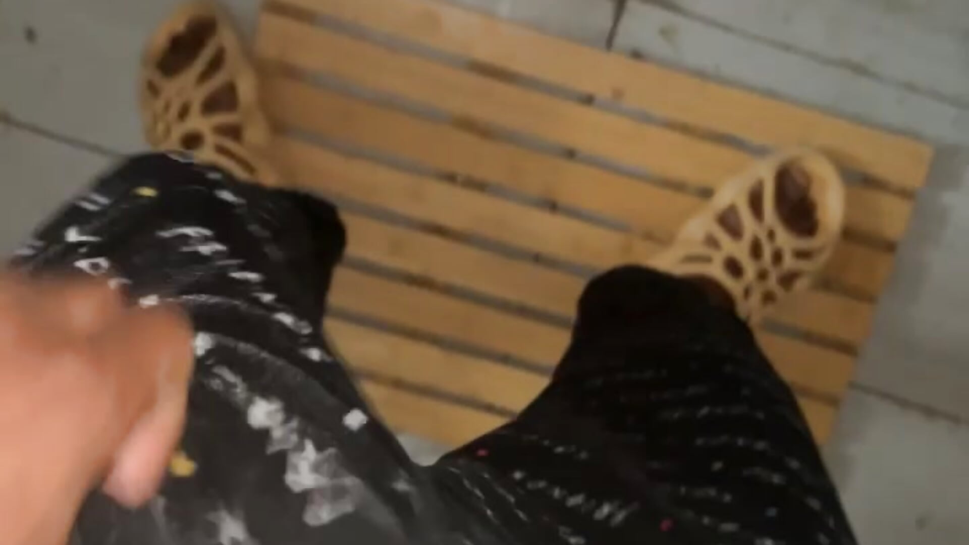 It's ALIVE! - video by 100blkdav cam model