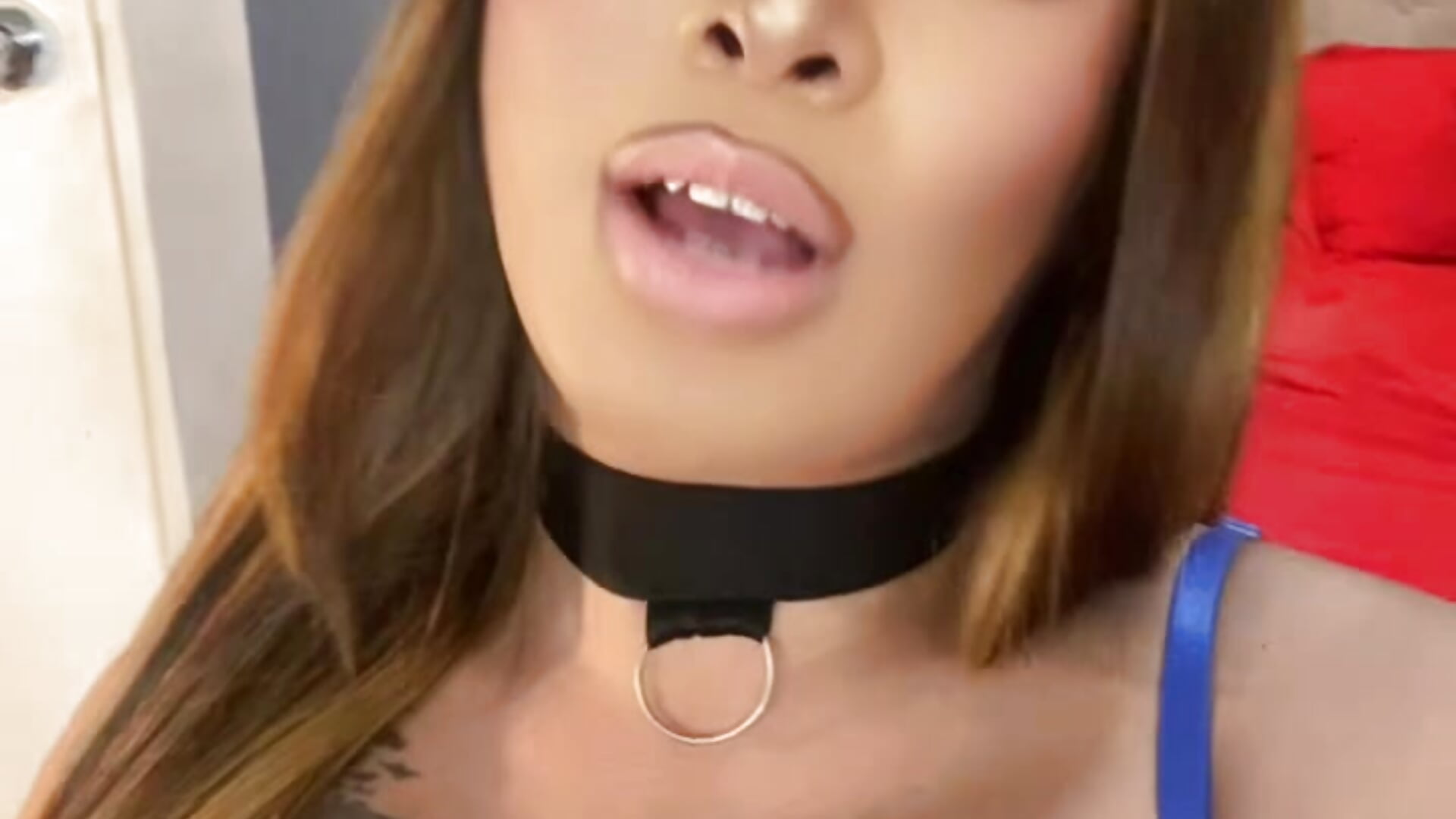 41e32b97fdf24b4a9d4b62600a067223 - vídeo de la modelo de cam AlluringEmerald