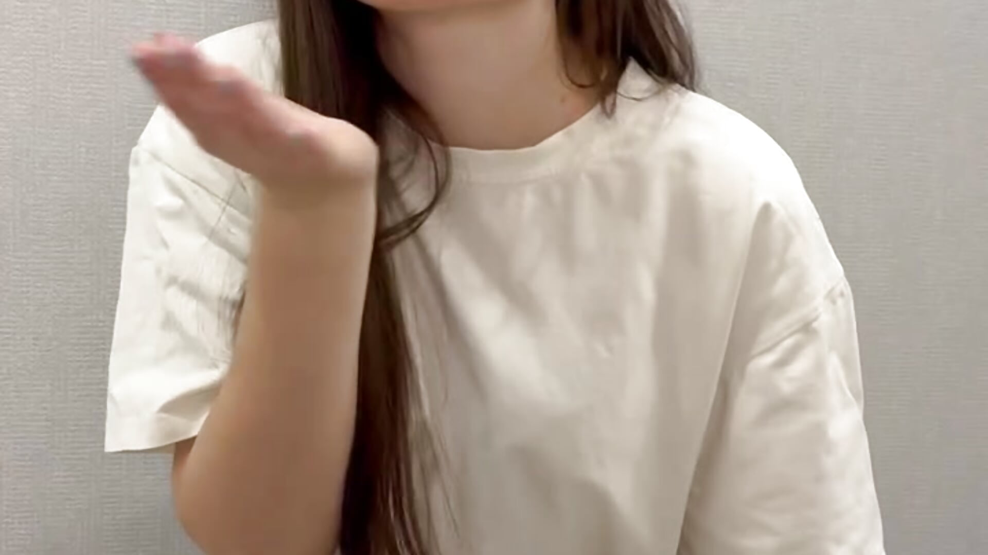 Hello <3 - video by DeloraVivar cam model