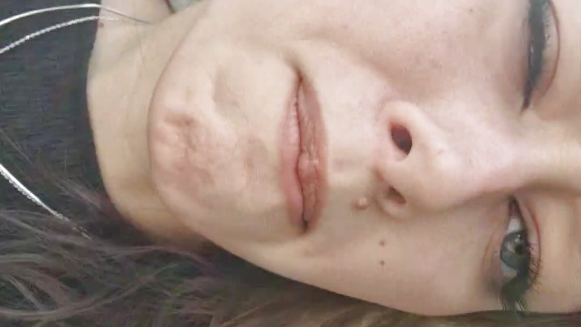 Me :3 - video by CarenChappan cam model