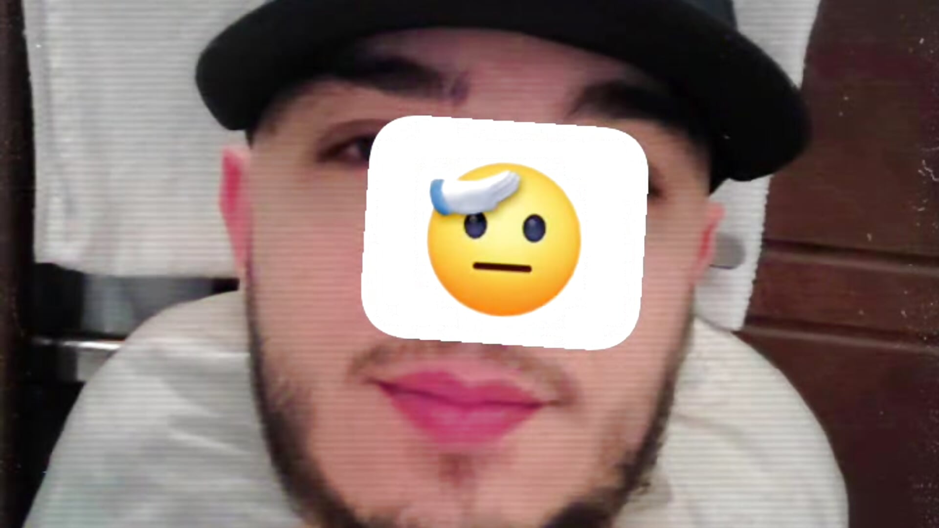 1000122776 - video by mohamedkarimm cam model