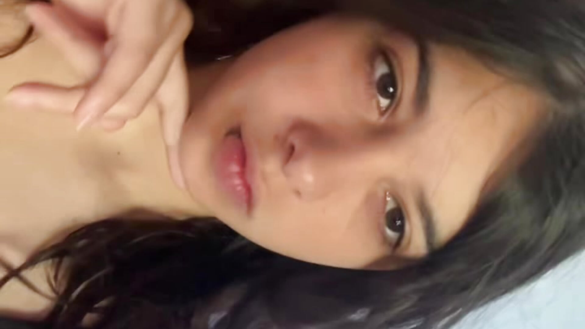 8e26ca07d7d648d3bd19e49471387fda - video by Sarita_Ti cam model