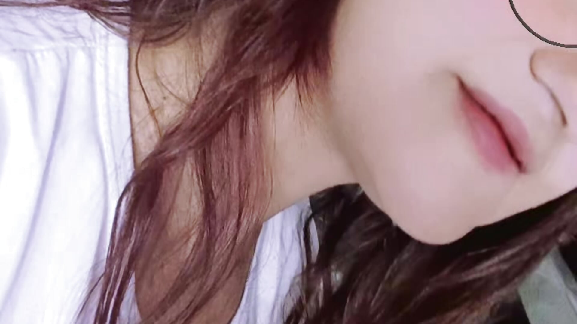 Hi – video od webkamerové modelky Tiff_Dirty69