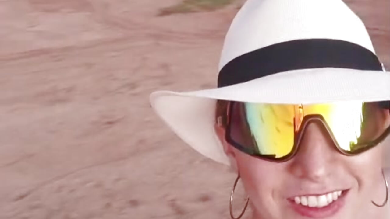 Traveling and discovering new places is wonderful. - video by chrystal_sl852 cam model