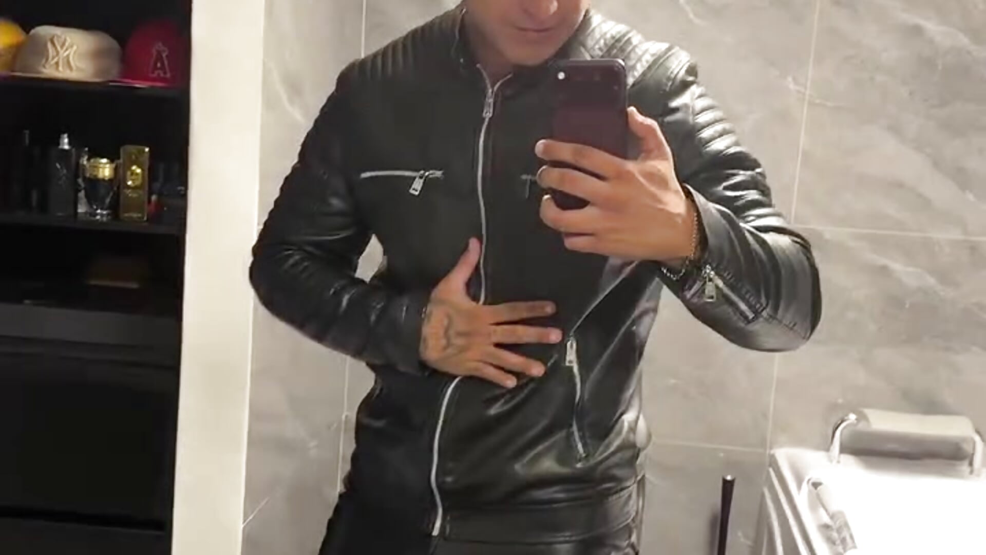 01708ba4f35d1579610e68b62bd6146a - vídeo de la modelo de cam master_jens