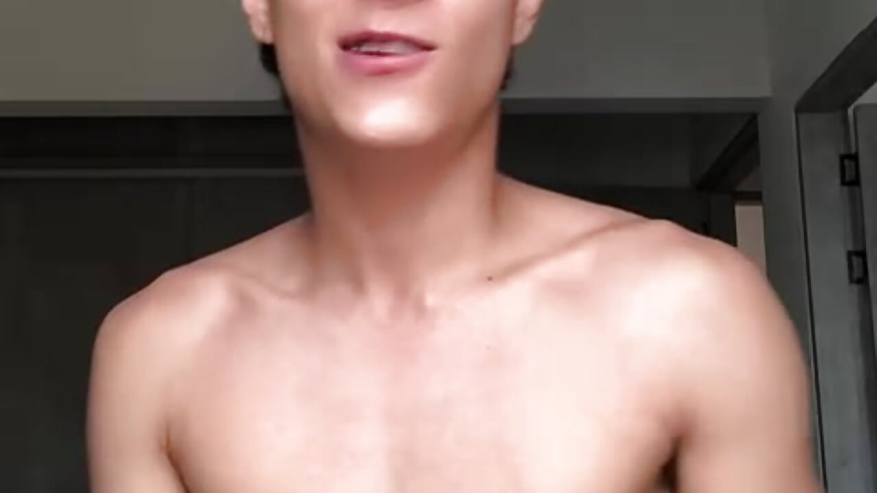 Video 1 - video by Eliias_Salvattore cam model