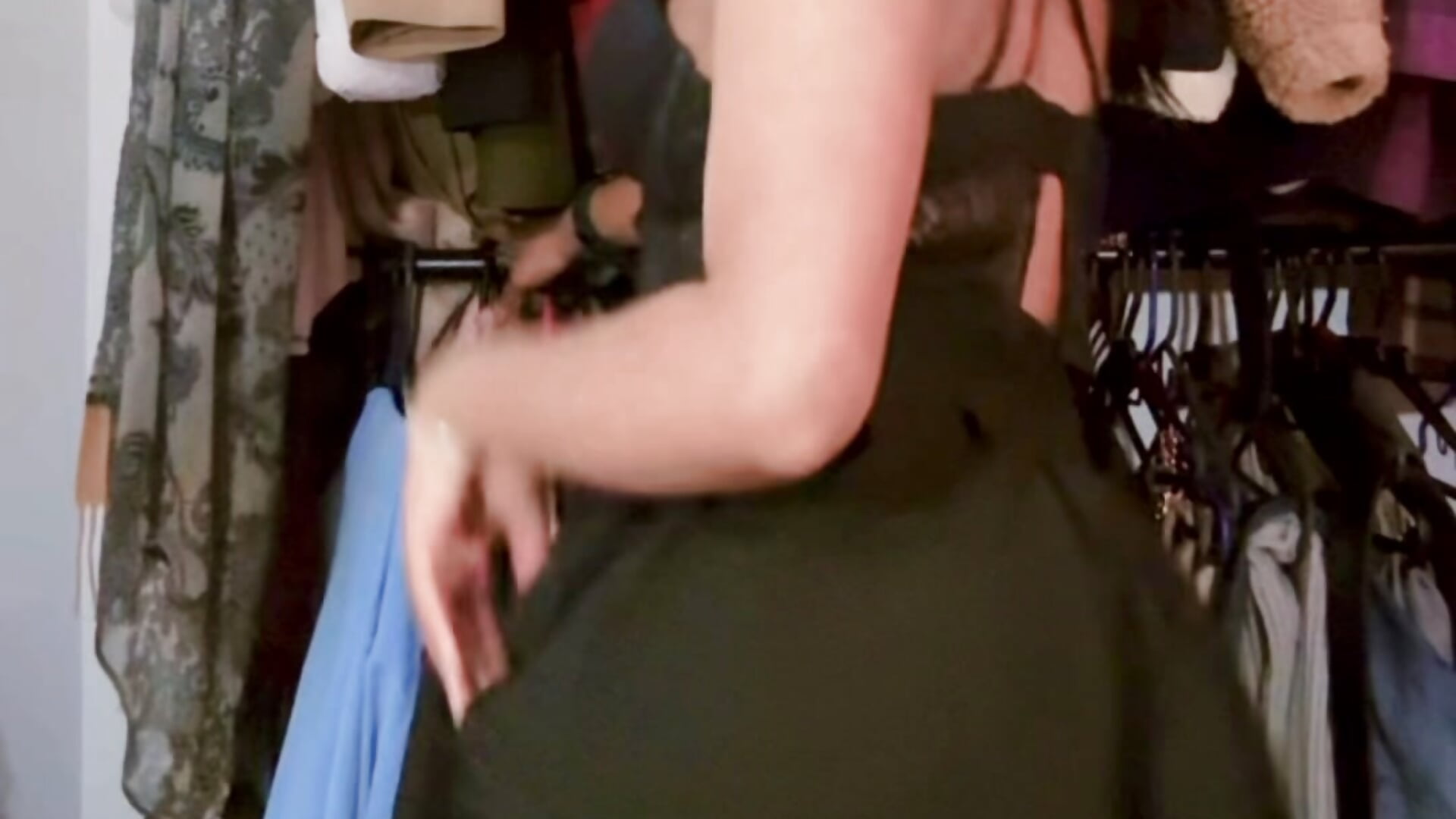 489e20c52f1e41ff91c15b8d026a103c - video by Tinacol cam model