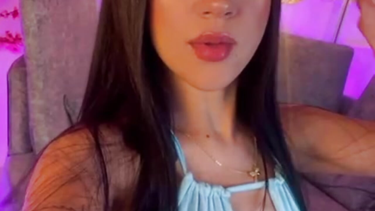 SEXY DOLL - video by alix_nova cam model