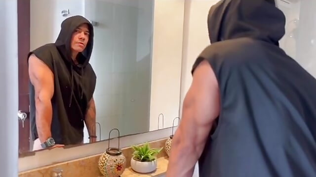 ur favorite boy - video by Zed_ferrer cam model