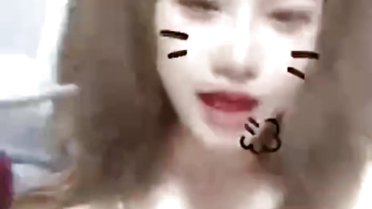 Hi - video by Eoeo-888 cam model