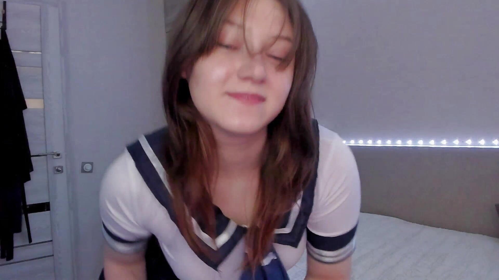 JAPANESE STUDENT – video od webkamerové modelky henta1sonya