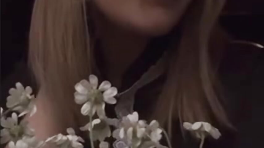 not such a subtle hint how to spoil me - video od modelky/modela EmmaBloomm