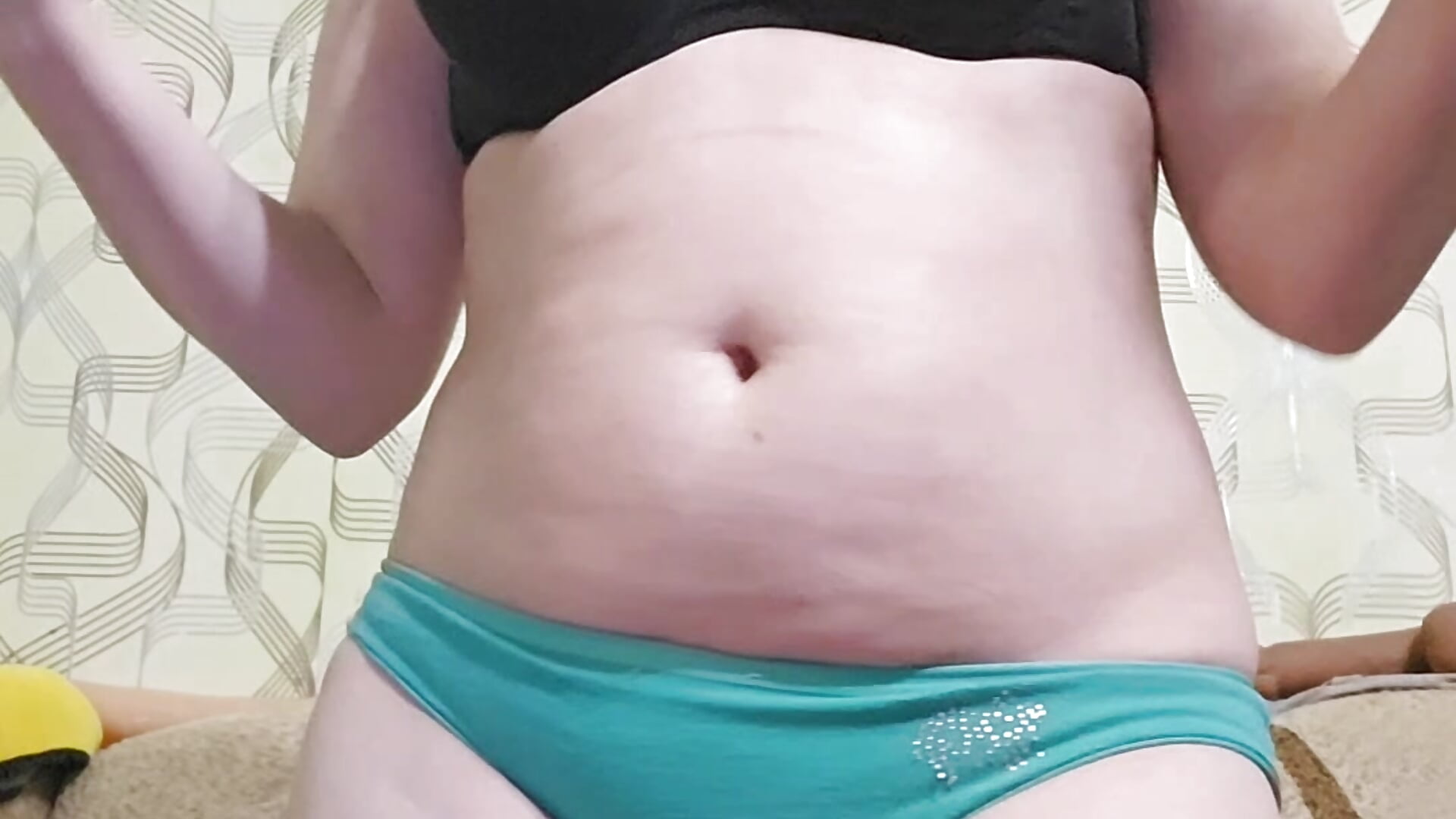 Edgy Little Tease Session ⚡💋 - video by JenniDeep cam model