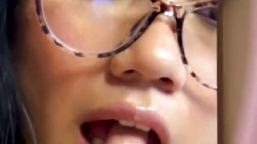 Vas a ser mio con seguridad 🤍💜 — filmik lizzy_kane, modela(-lki) na kamerkach