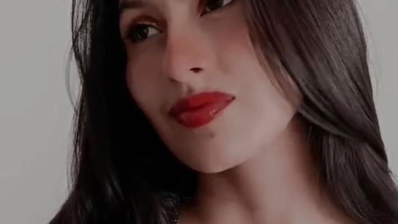 v 1 - video by Valenxxdiaz cam model