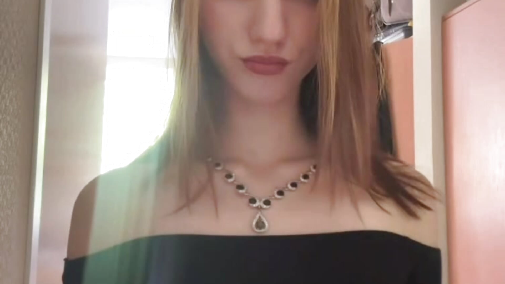 me - video by AlineZex cam model