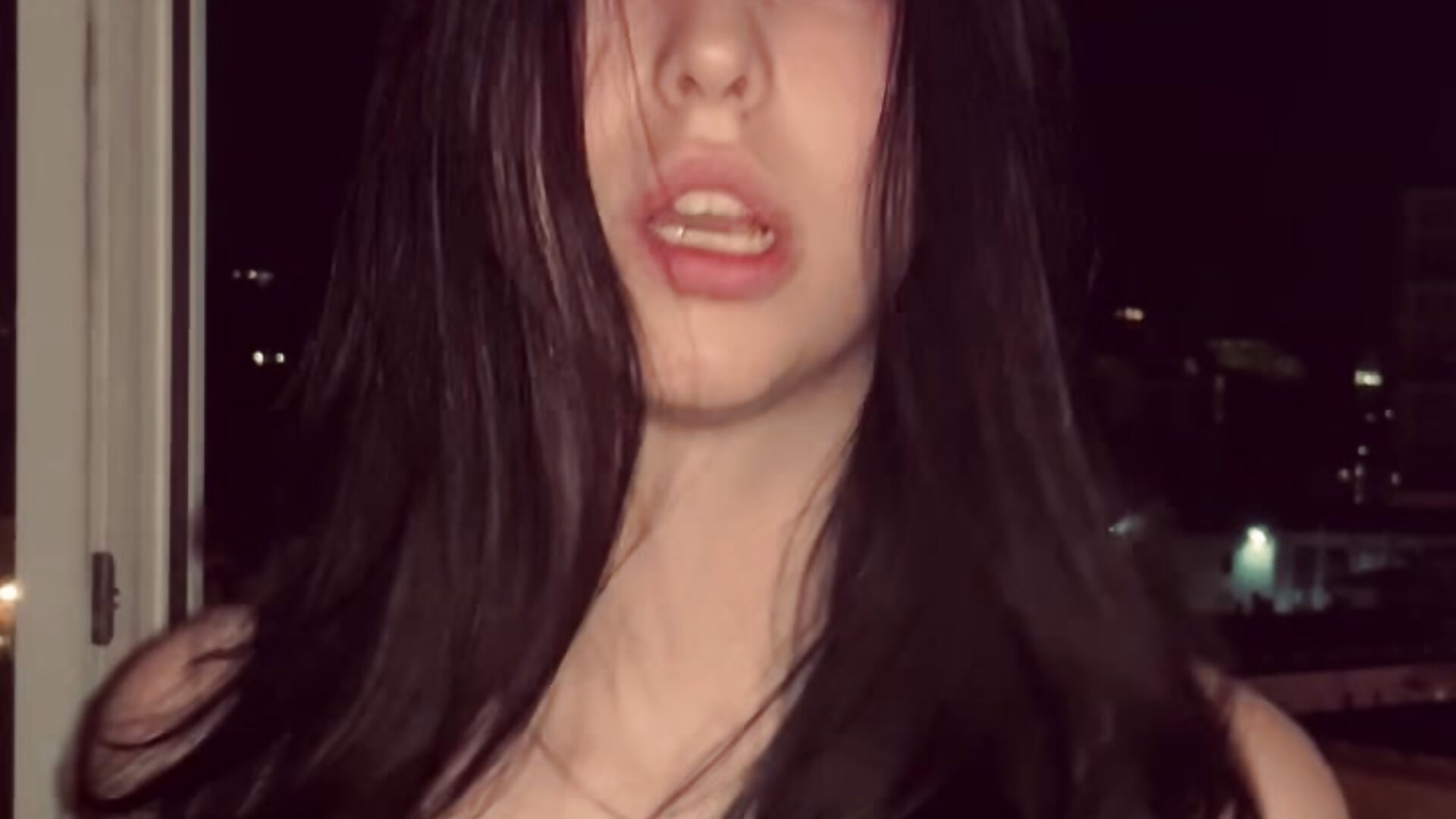 IMG_2174.MOV - video oleh model kamera AmaiRin