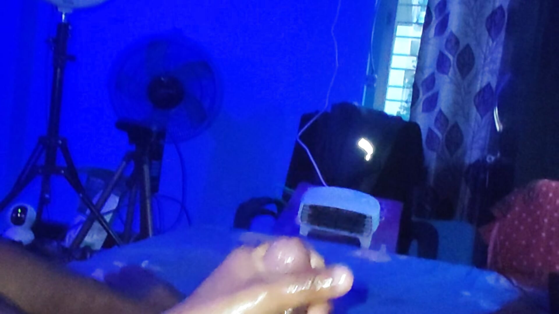 slurppp it bitch - فيديو من Hot_indian_boy_cum موديل الكام