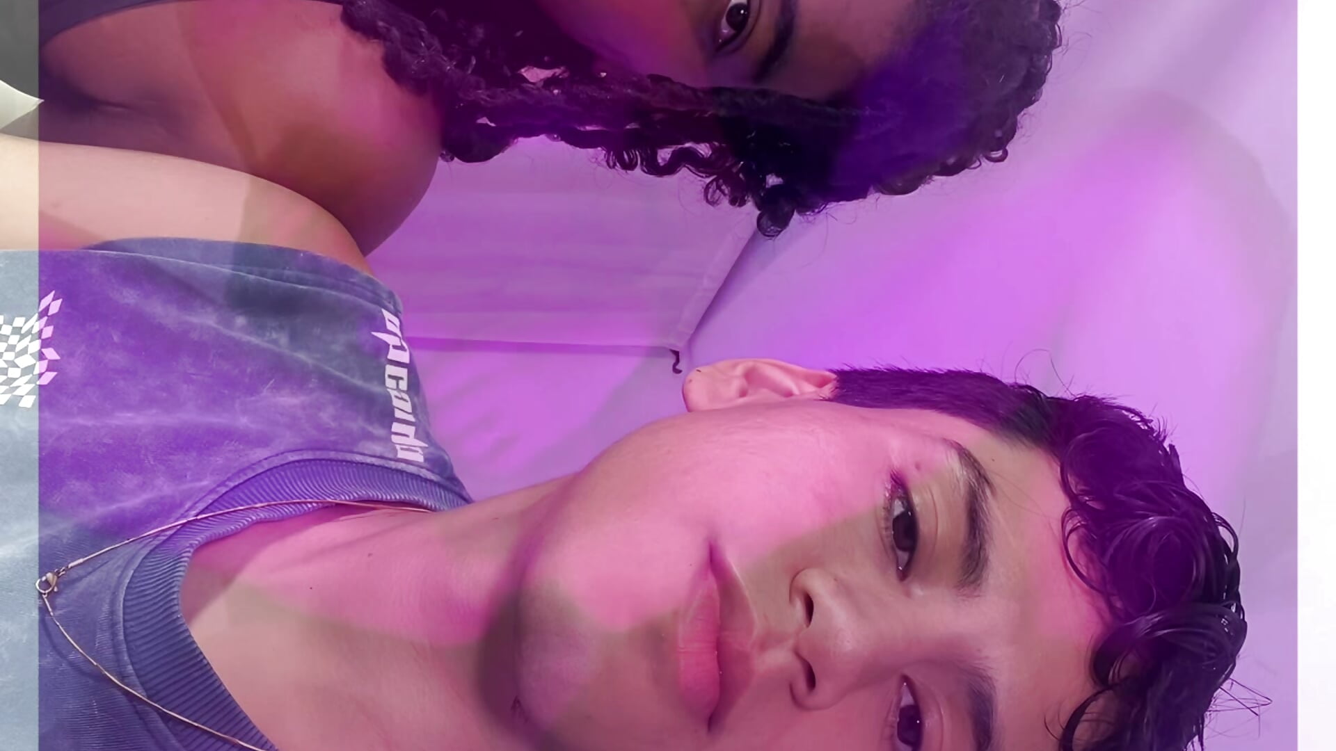 Do you want to see the full background video? - Mark_Nico adlı kamera modelinin videosu