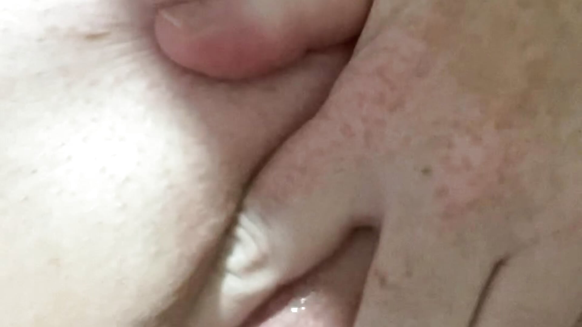 Wet Fanny play - video by Sassy_Stacey_XX cam model