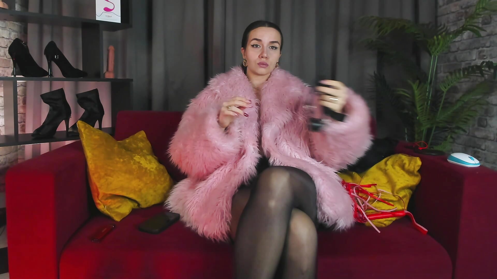 Your mission is worship. - video av Melody_sol cam model