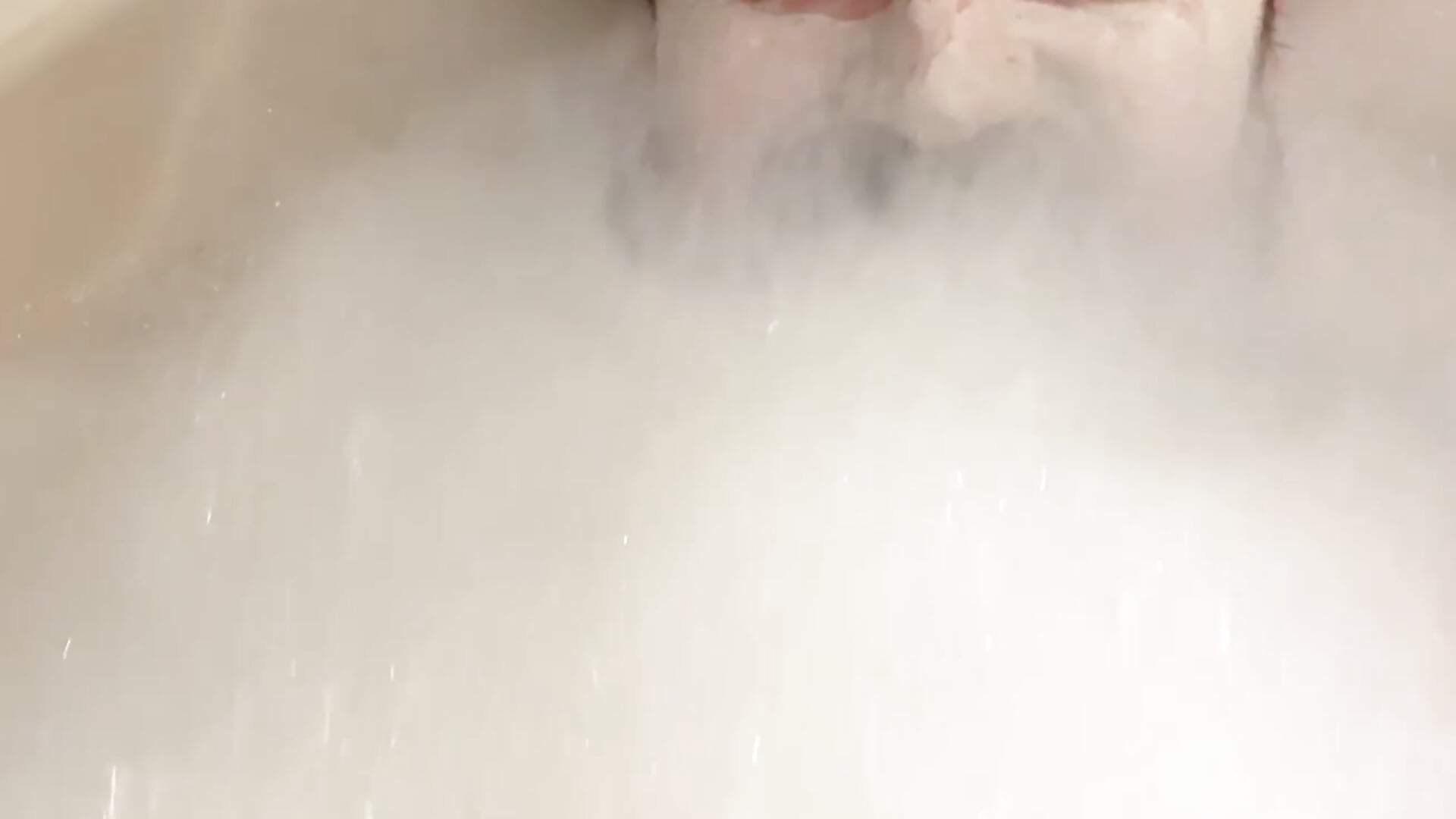 Bubbs – видео вебкам-модели ShyBaker
