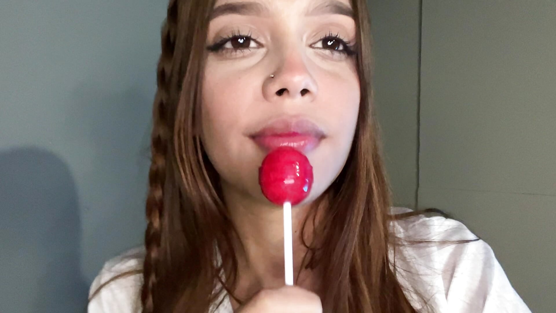 Hiii 🍭🍭 – video af nicolvibes_212 cam-model