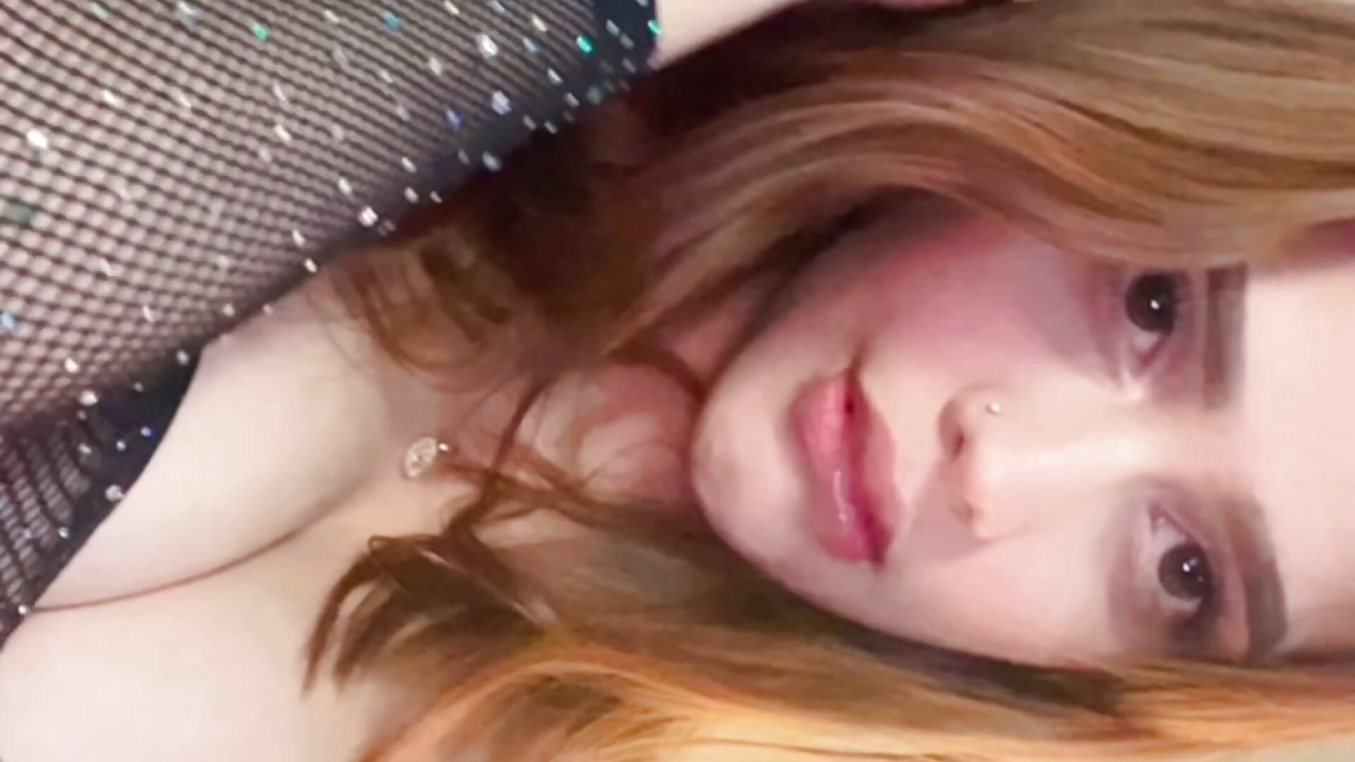 Mmmmm yumiii 🍒 - βίντεο μοντέλου nicolvibes_212