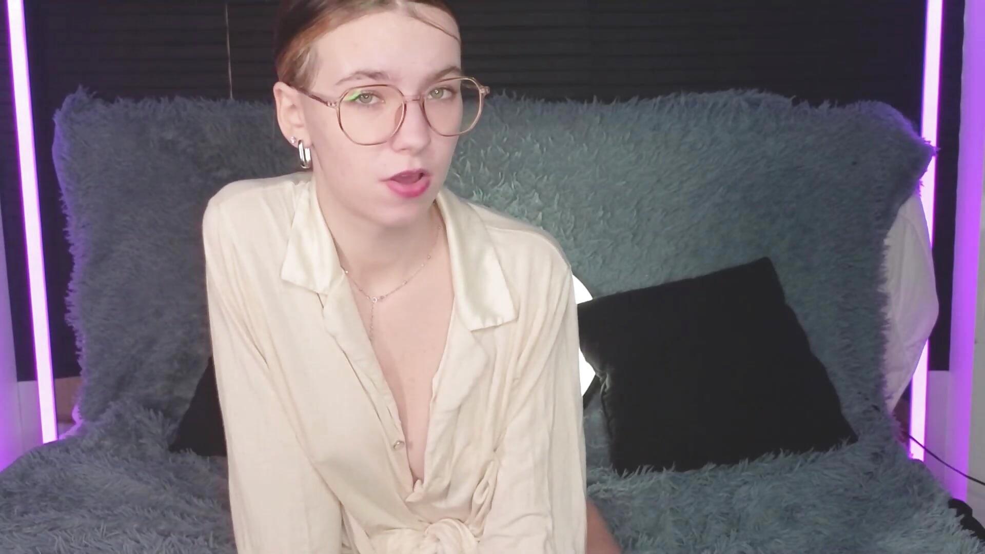 take a look at my unique video there I'm definitely very hot 🔥