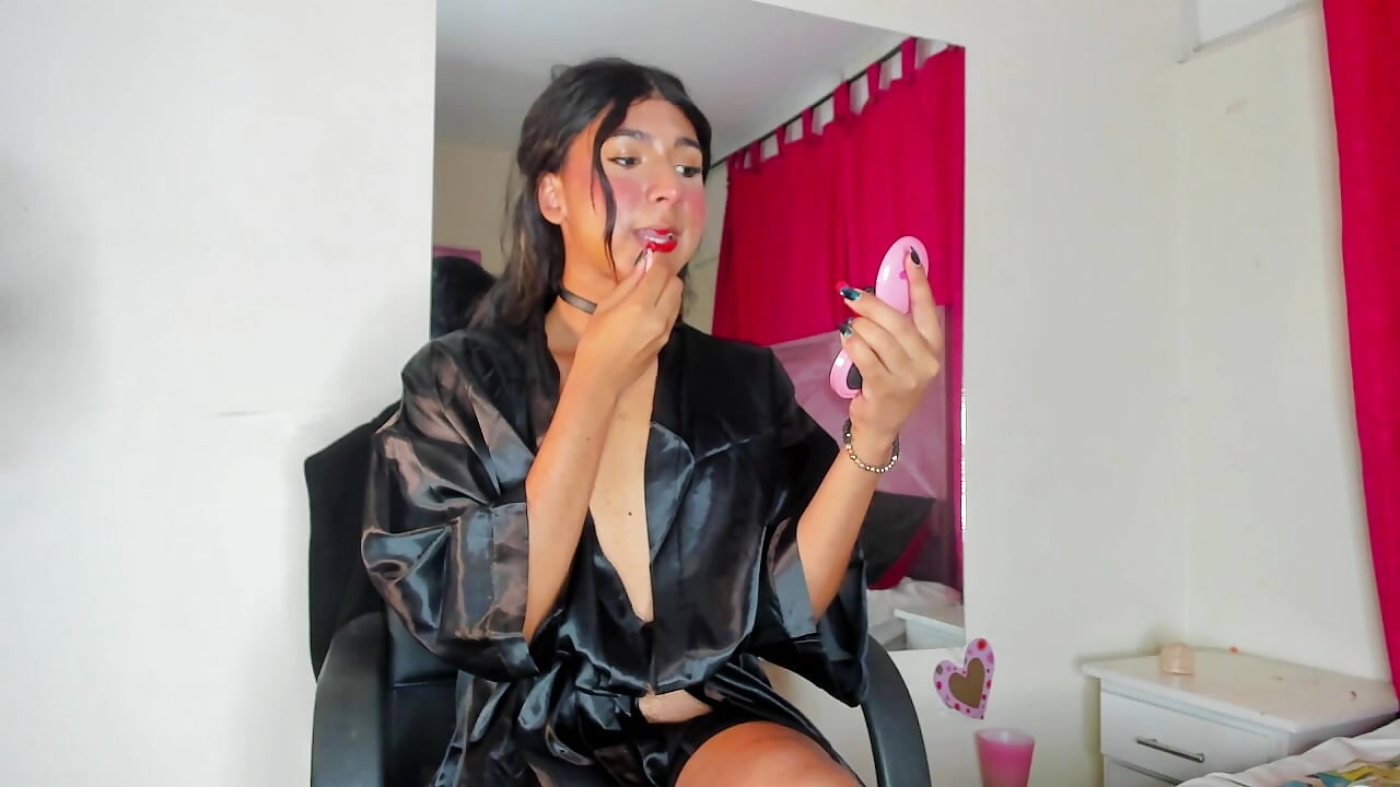 [4 Sep 22:26] Public Show – video modela na kameri Hopemoretti