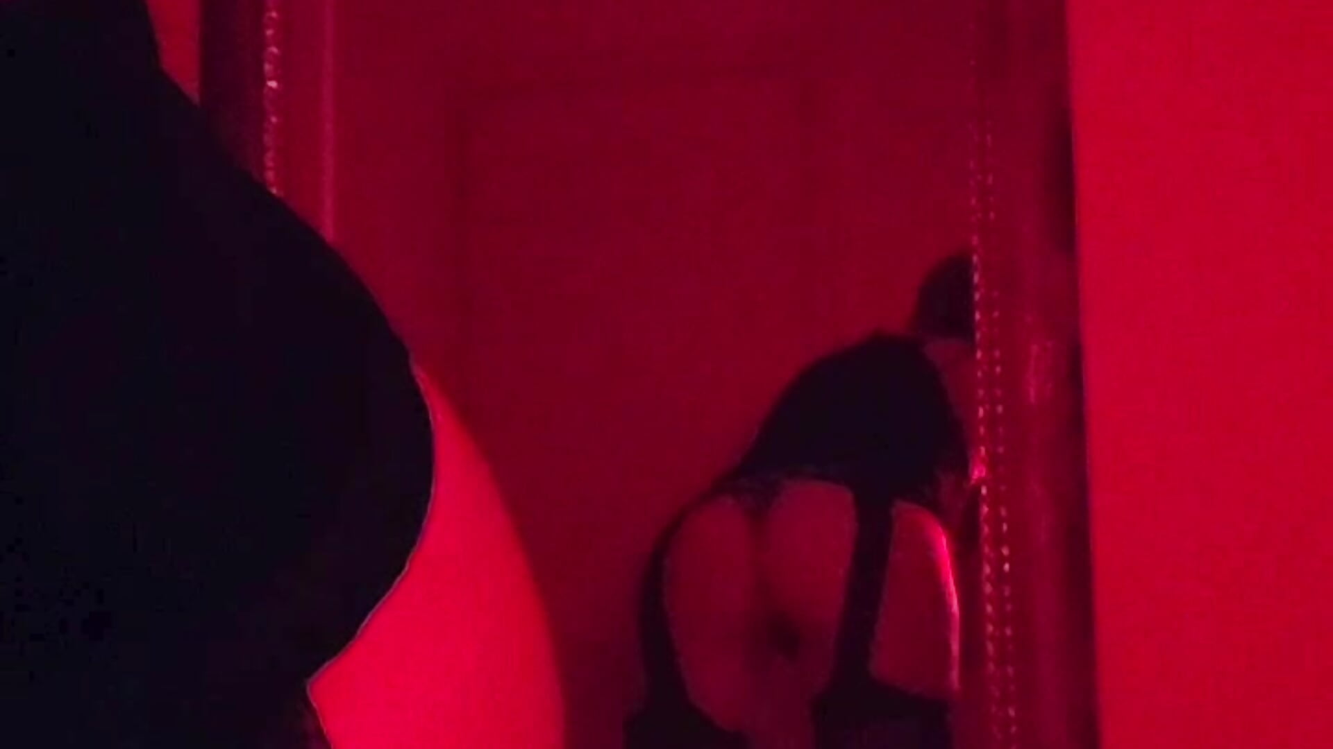 Una rossa a luci rosse. 😜 - DevaBlu主播的视频