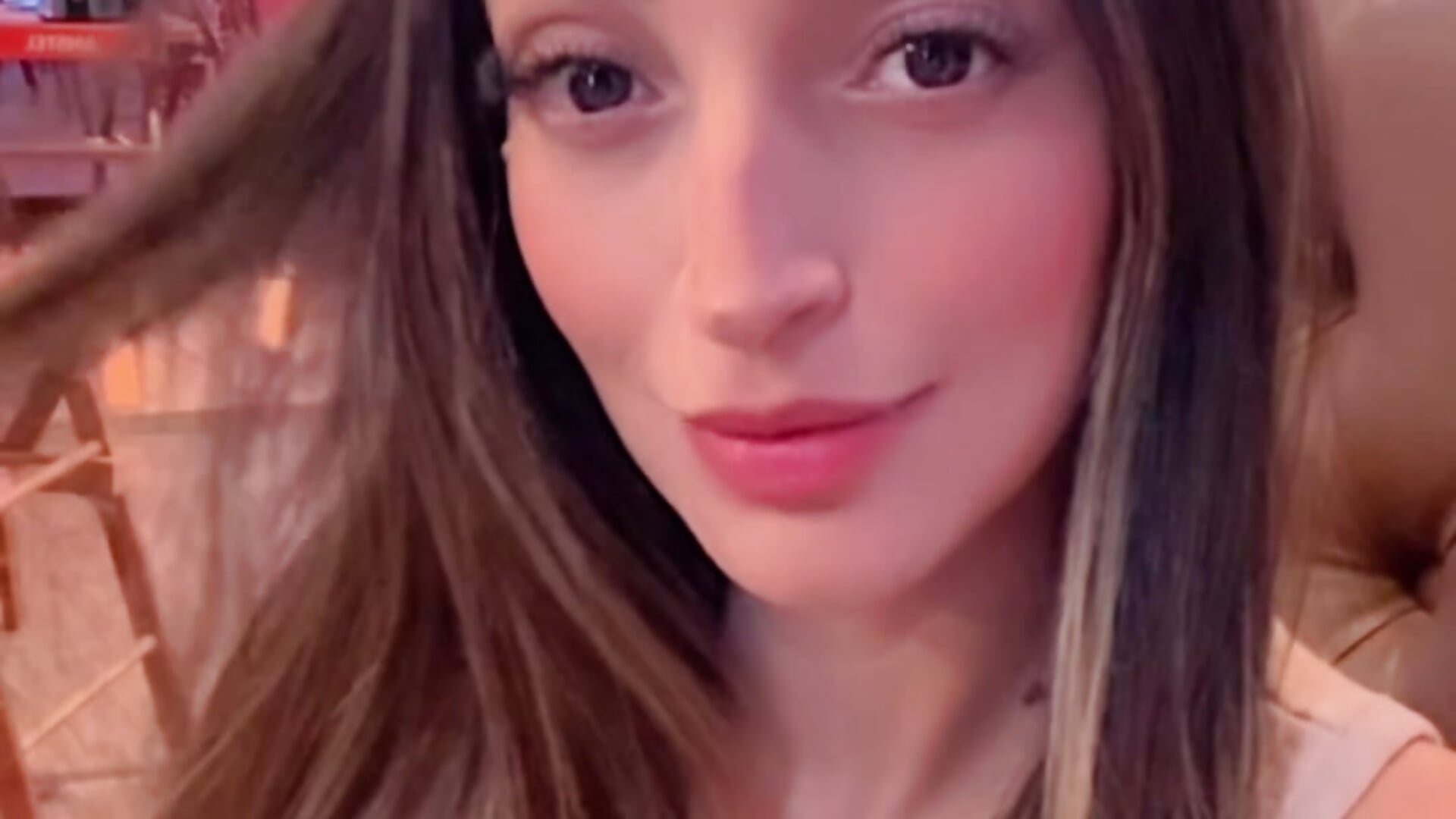 What surprise will I have tonight? 🎁 - Video von BelleLouiseVp Cam-Model