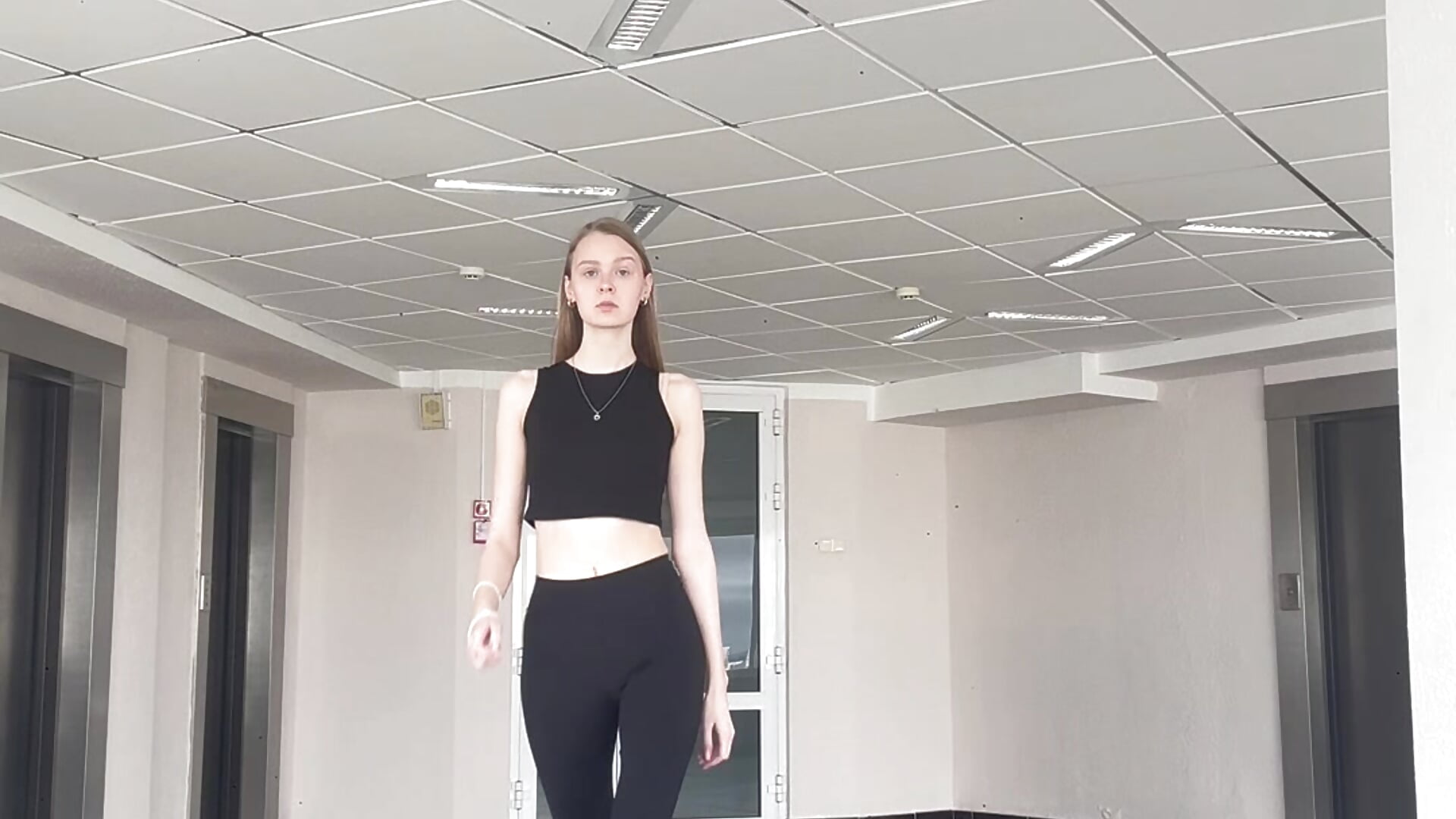 Sinking - video by PaulitaSolow cam model