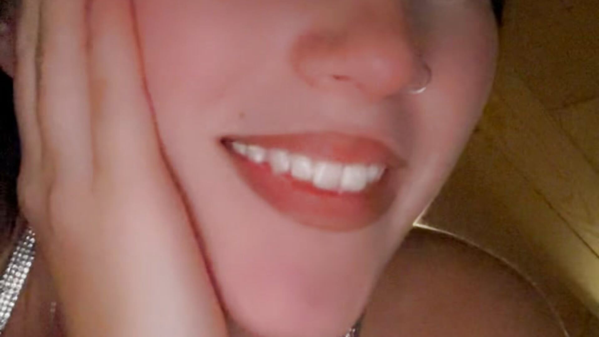 Smile 4 U - video by NinaEngels cam model