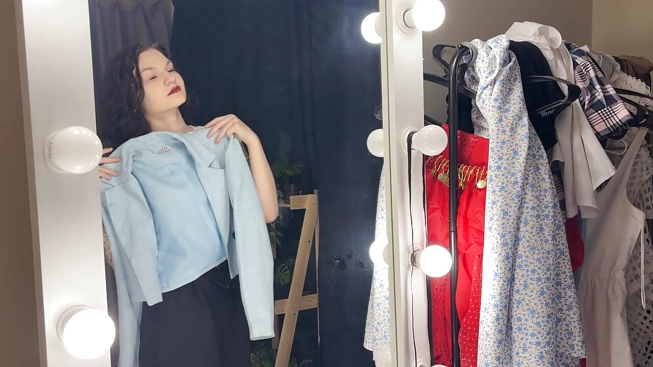 Video #3 - video by OnitaSkare cam model