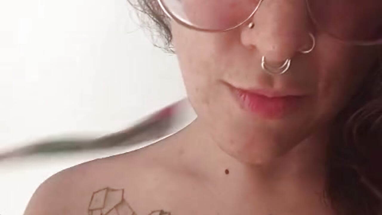 Queria que vc estivesse aqui me provocando 😏🔥 – video modela na kameri Melinerd