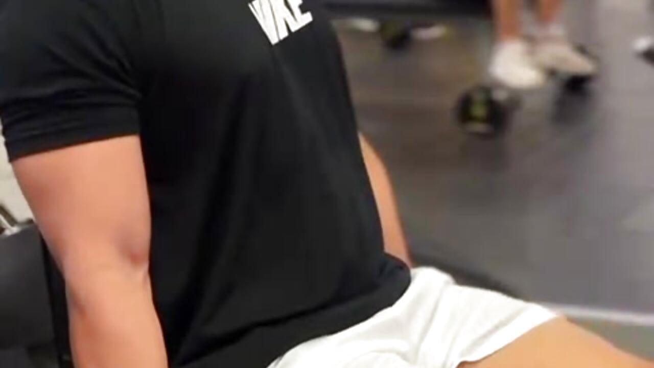 GYM 💪🏼❤️ - vidéo du modèle de showcams Ethan_king_