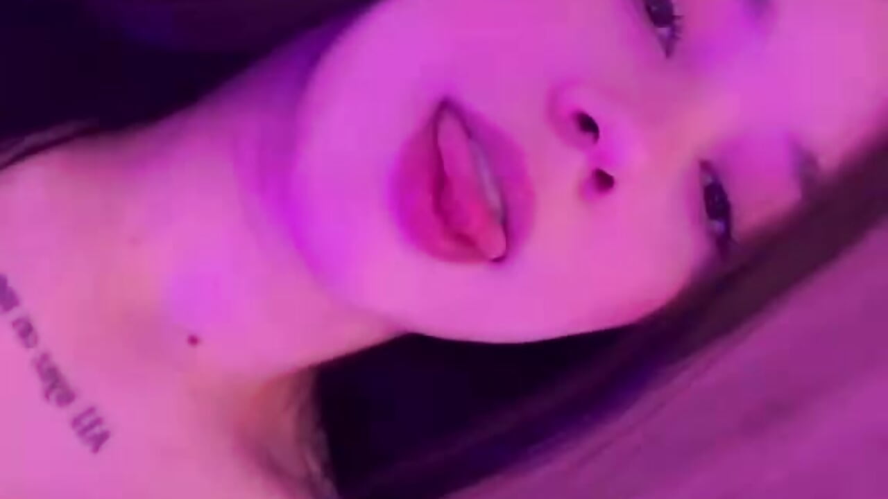 🍑🍒❤️‍🔥 - video av Emily_Frostt cam-modell