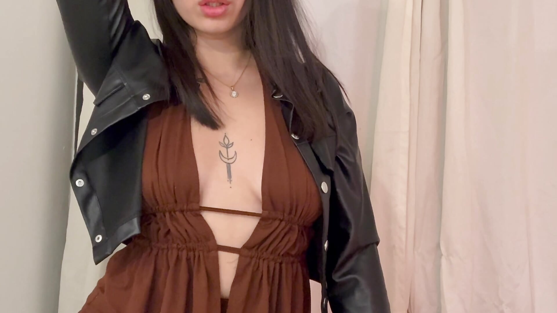 TE GUSTA ? - video by Lina_soler69 cam model