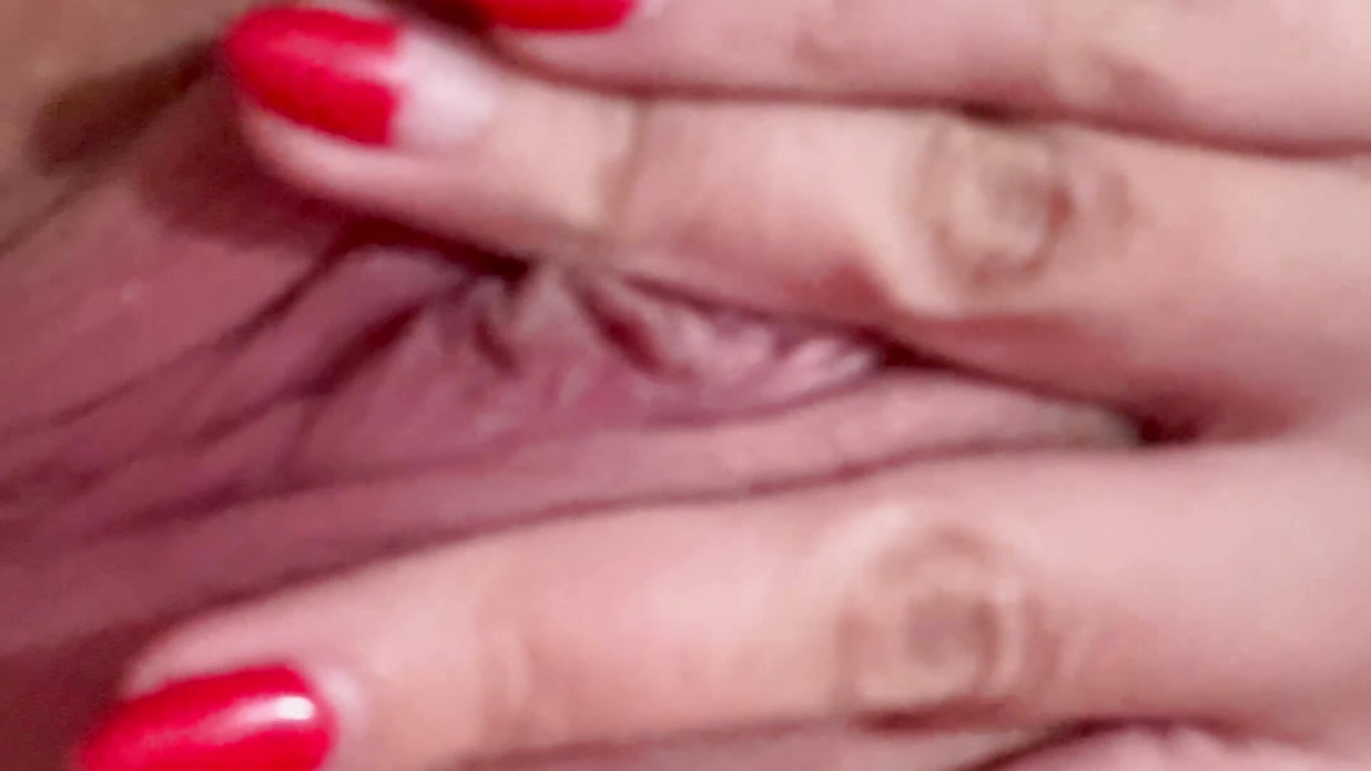 PUSSY SHOW - video by Lina_soler69 cam model