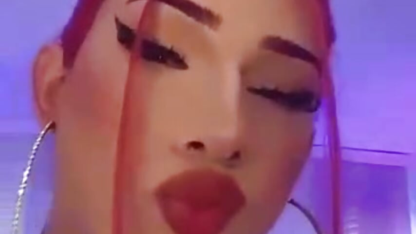 ♥ - video by danna_ofii24 cam model