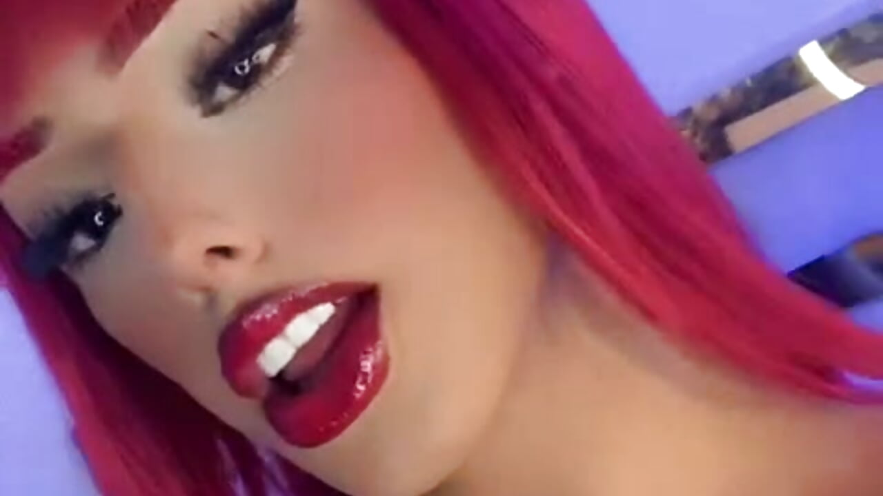 ❤😍 - video by danna_ofii24 cam model