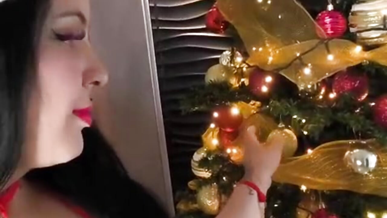 Merry Christmas love 💕 - video by SharlotJones cam model