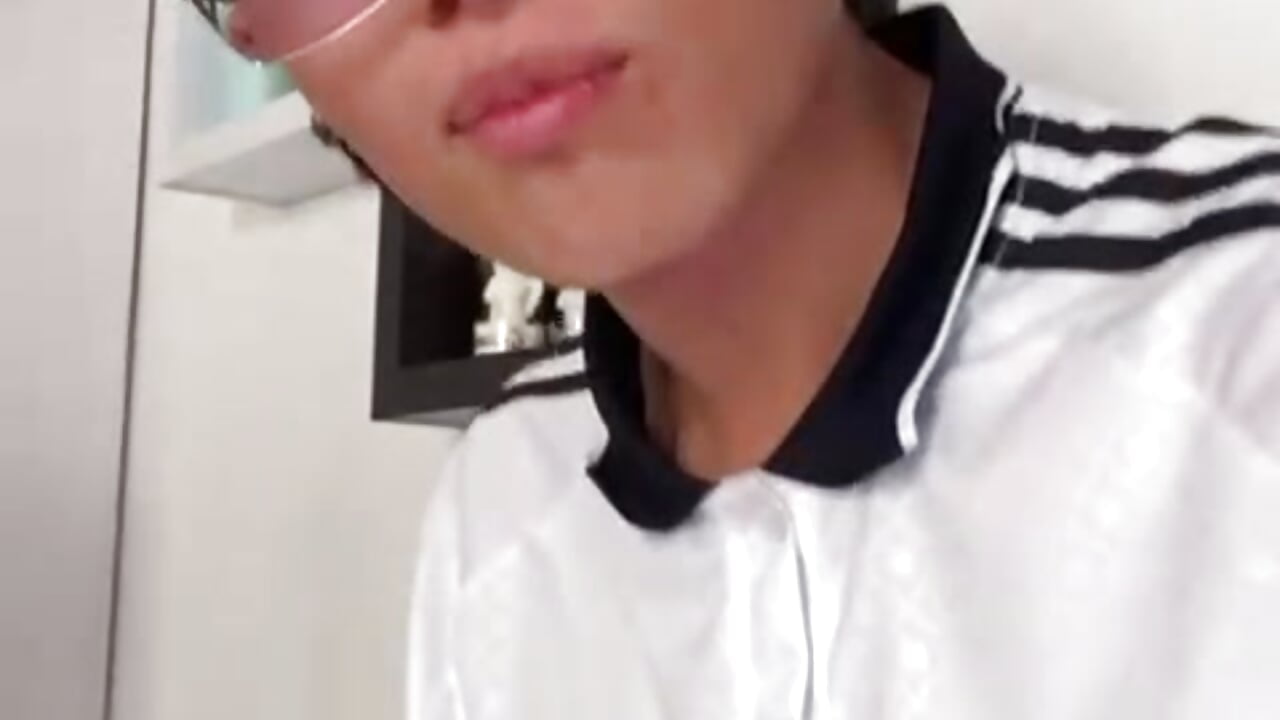 😘😘 - video by Dylan_kent cam model