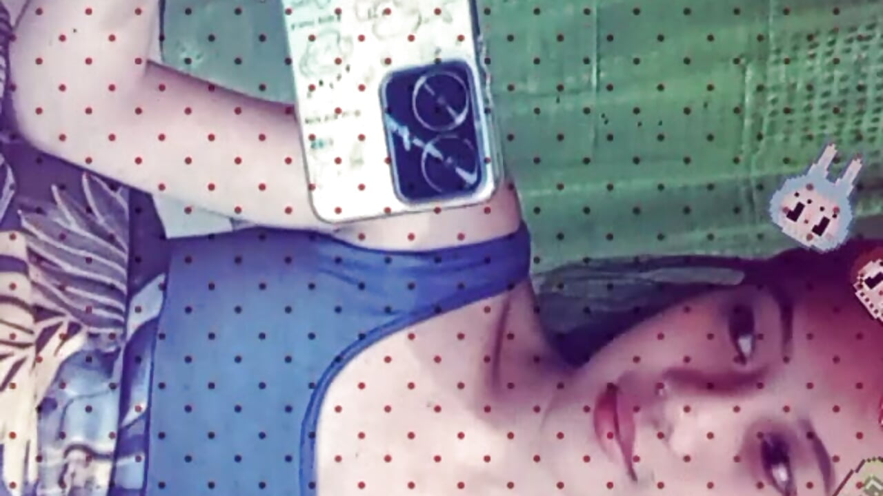 🤪 - video oleh urangelicone kamera model