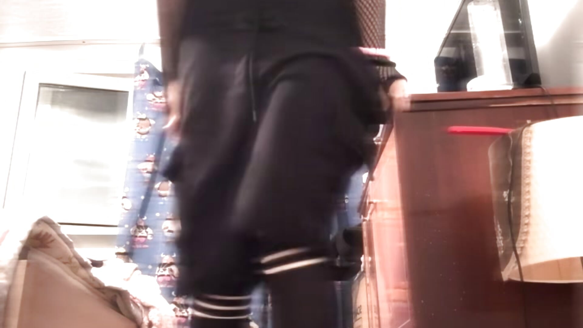 Hurrying to masturbate for daddy 🤭 - video av ivorybabby cam-modell