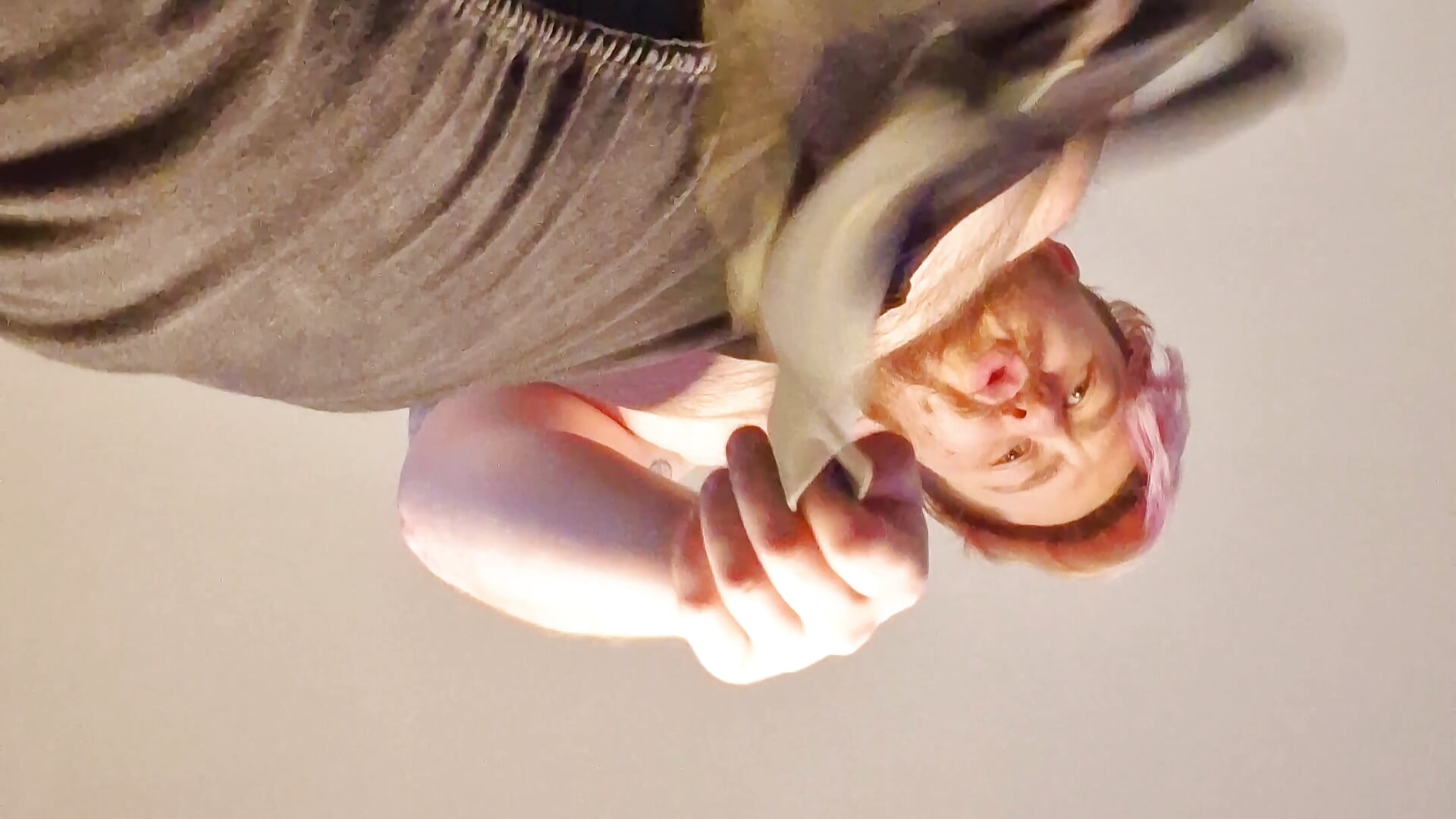 Worship The Size 11s– ThatAltGuy kameramodell videója